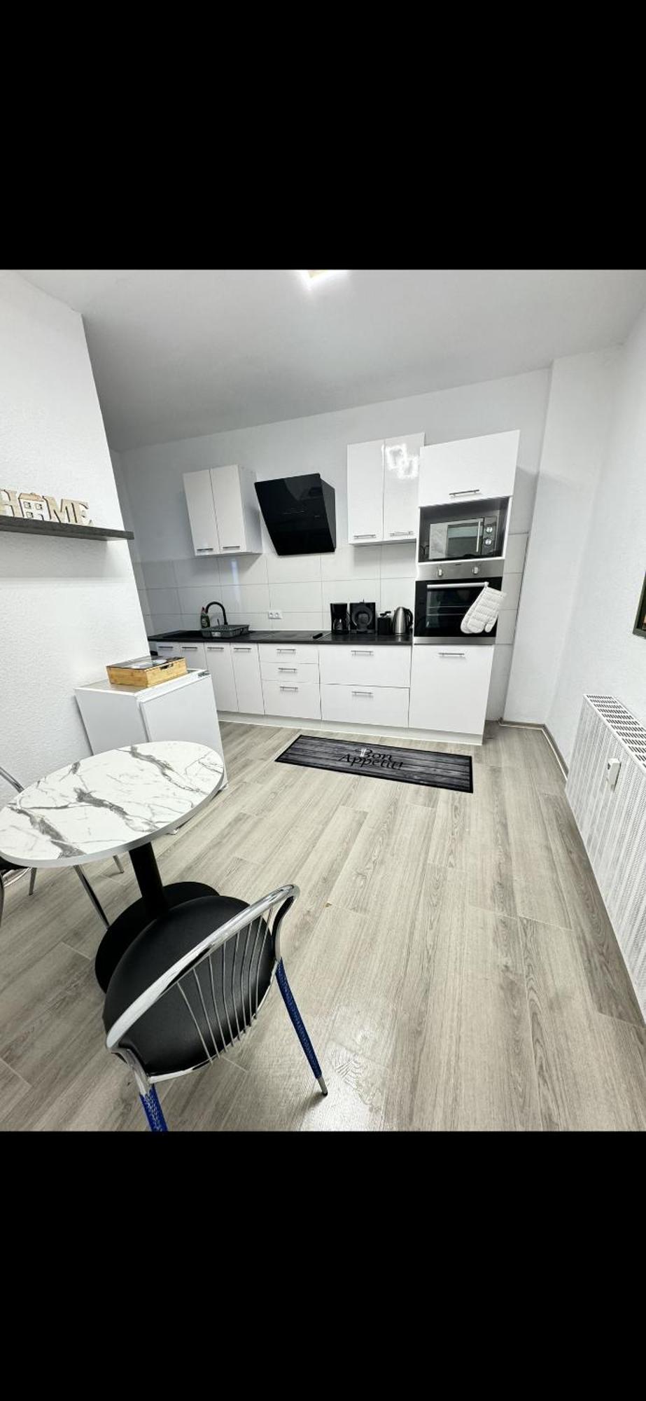 Stylish & Relaxing Modernes Apartment Mit Privatparkplatz غيلسنكيرشن المظهر الخارجي الصورة